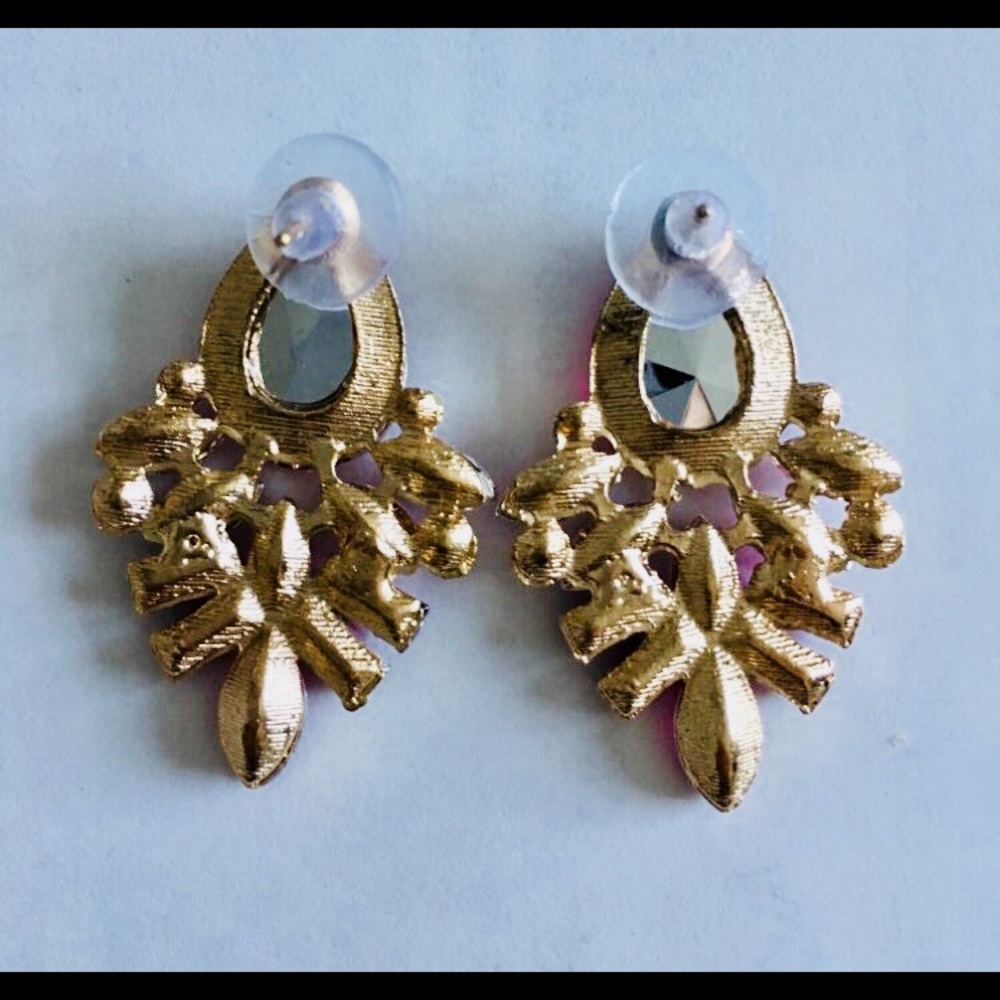 Sale 2/$20 🎉 “Elle” gemstone earrings - Picture 4 of 4